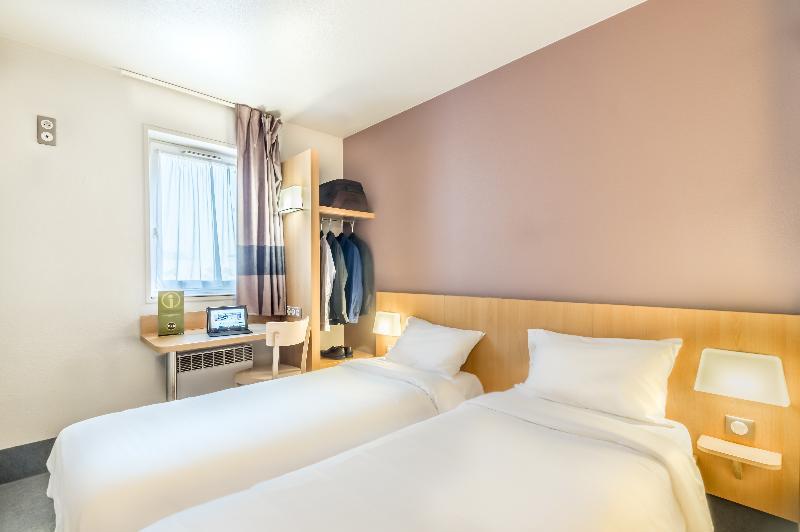 B&B Hotel Frejus ロクブリューヌ・シュル・アルジャン エクステリア 写真