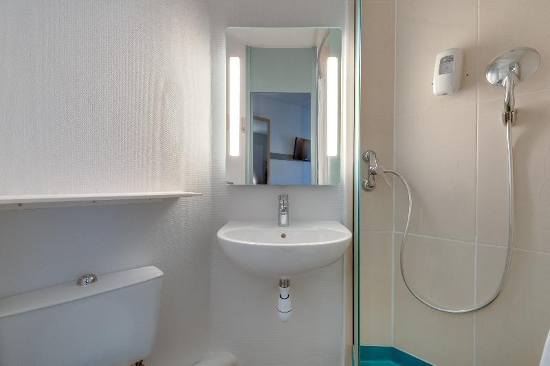 B&B Hotel Frejus ロクブリューヌ・シュル・アルジャン エクステリア 写真